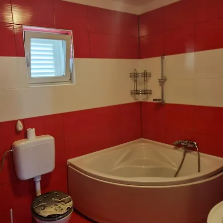 Апартаменты Olive Tree Каштела